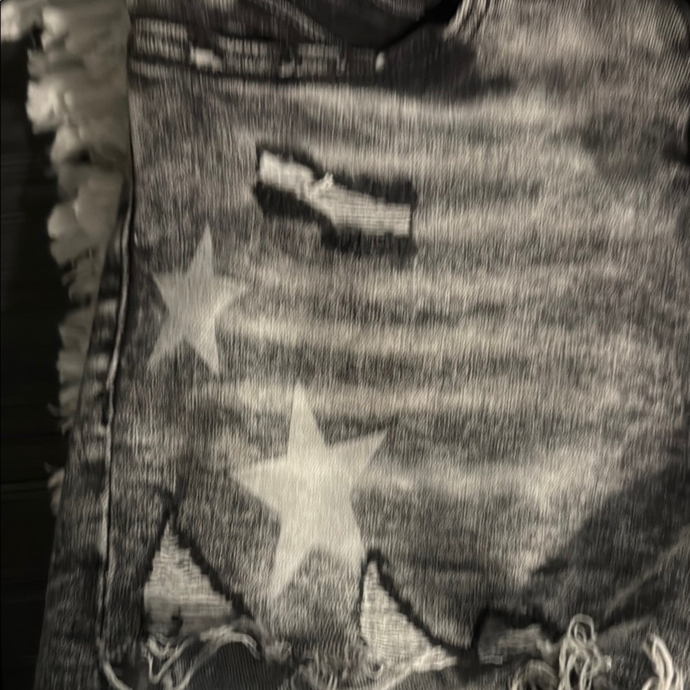 Gray Star-Patterned Distressed Jeans - image 4